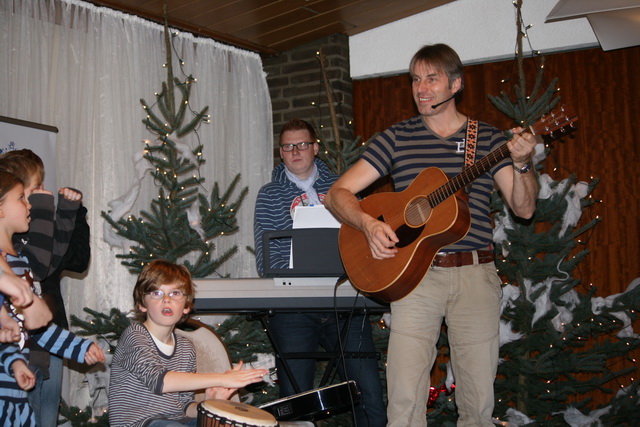 gal/2010/2010 Saitentwist Weihnachtsfeier Schwimmverein AEGIR 26.11/2010 Saitentwist Weihnachtsfeier Schwimmver Aegir 26.11. 035.jpg